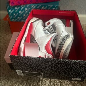 Jordan 3 Retro Fire Red